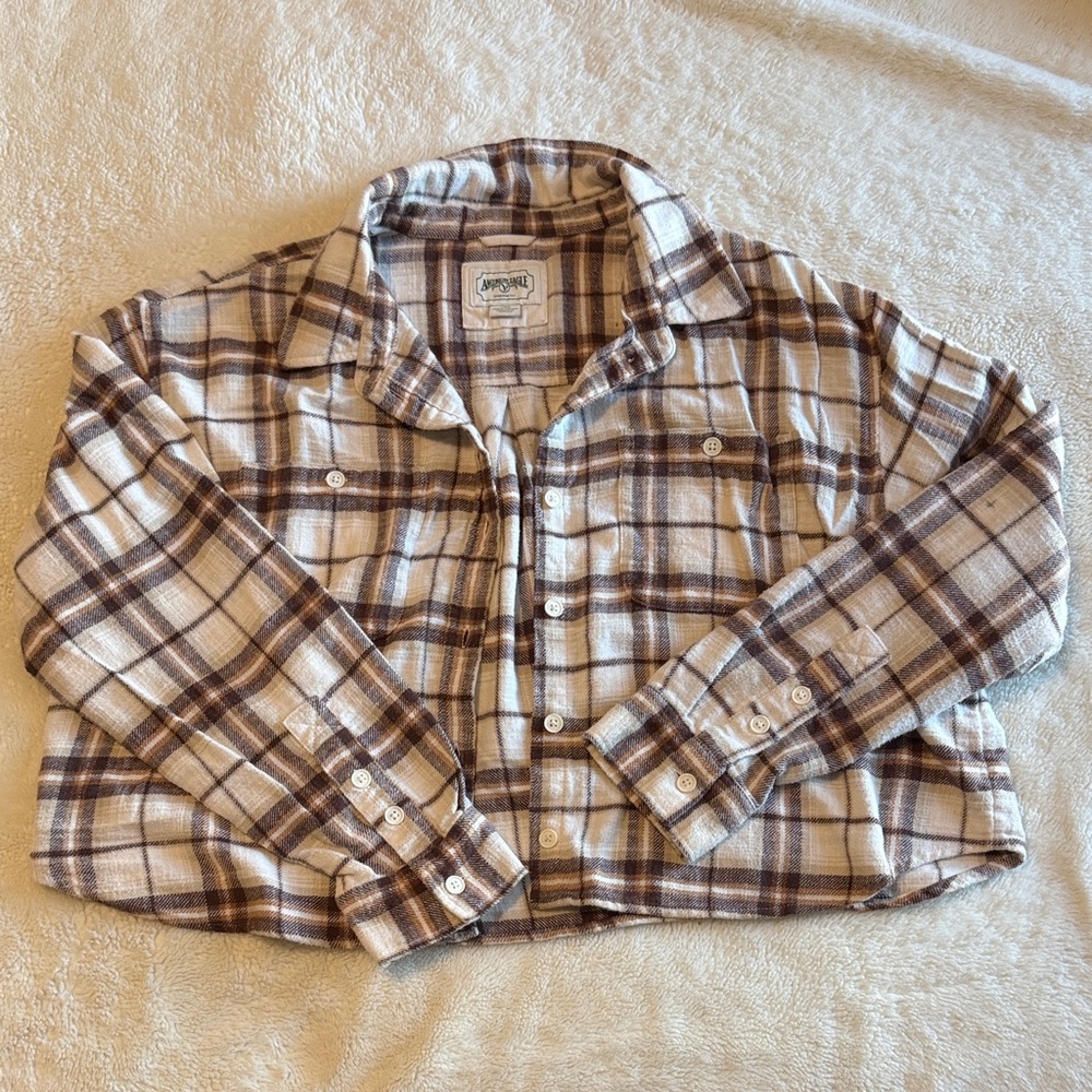 American Eagle Outfitters Brown and Cream Plaid Flannel